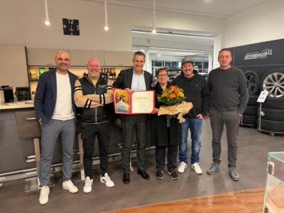 20 Jahre Engagement und Herzblut: Autowelt Unterberger Kufstein feiert Mitarbeiterjubiläum von Barbara Huter